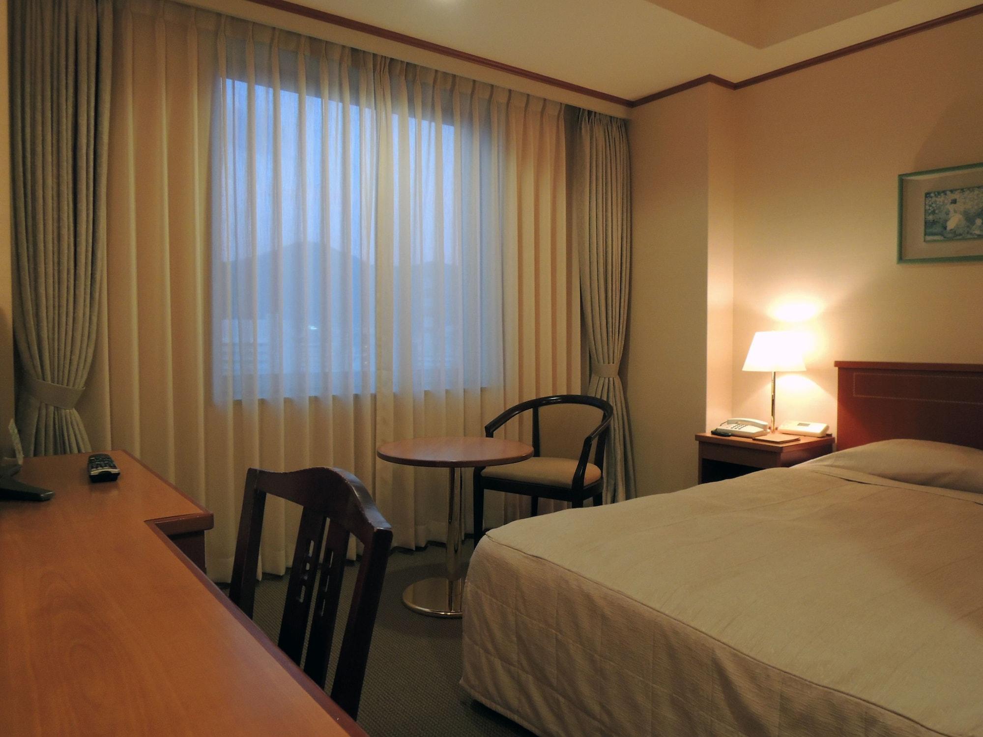 Hotel Crown Palais Kokura Kitakyushu Exterior foto