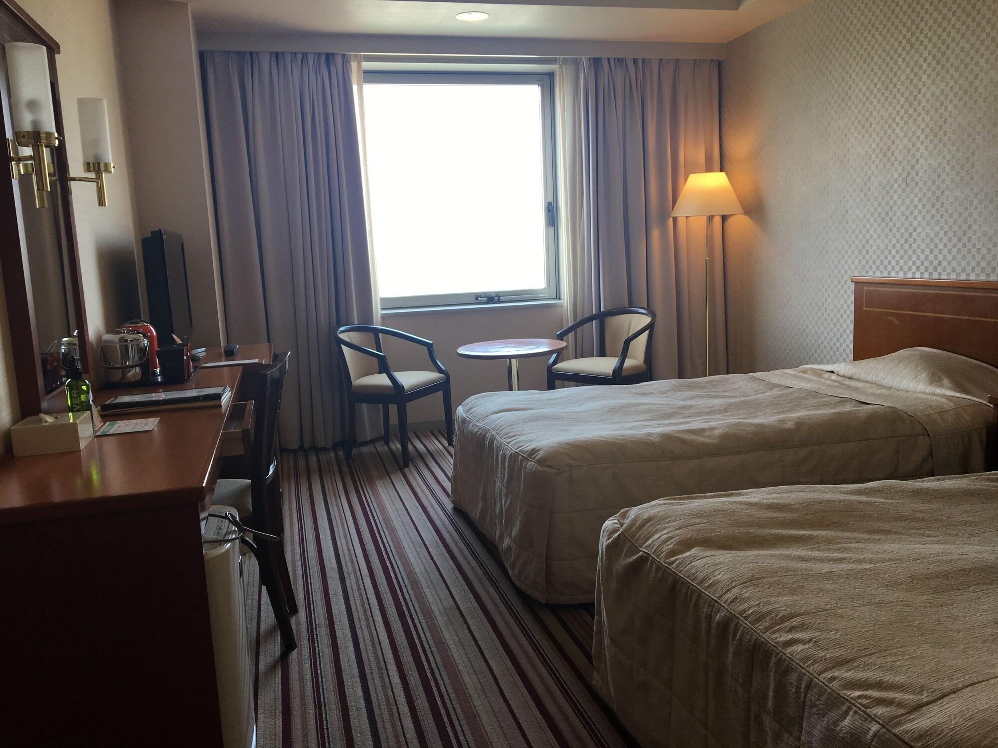 Hotel Crown Palais Kokura Kitakyushu Exterior foto